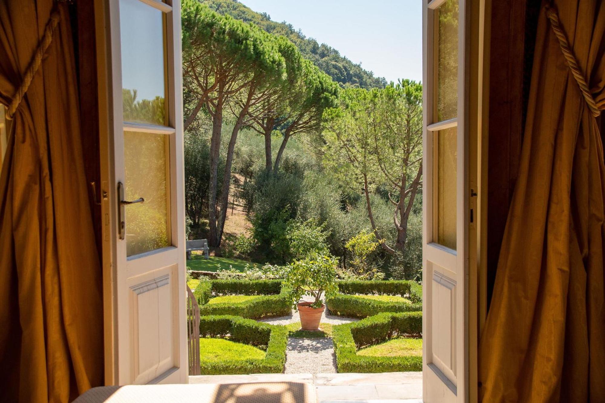 Villa Igea By Salogi Villas Mastiano Bagian luar foto