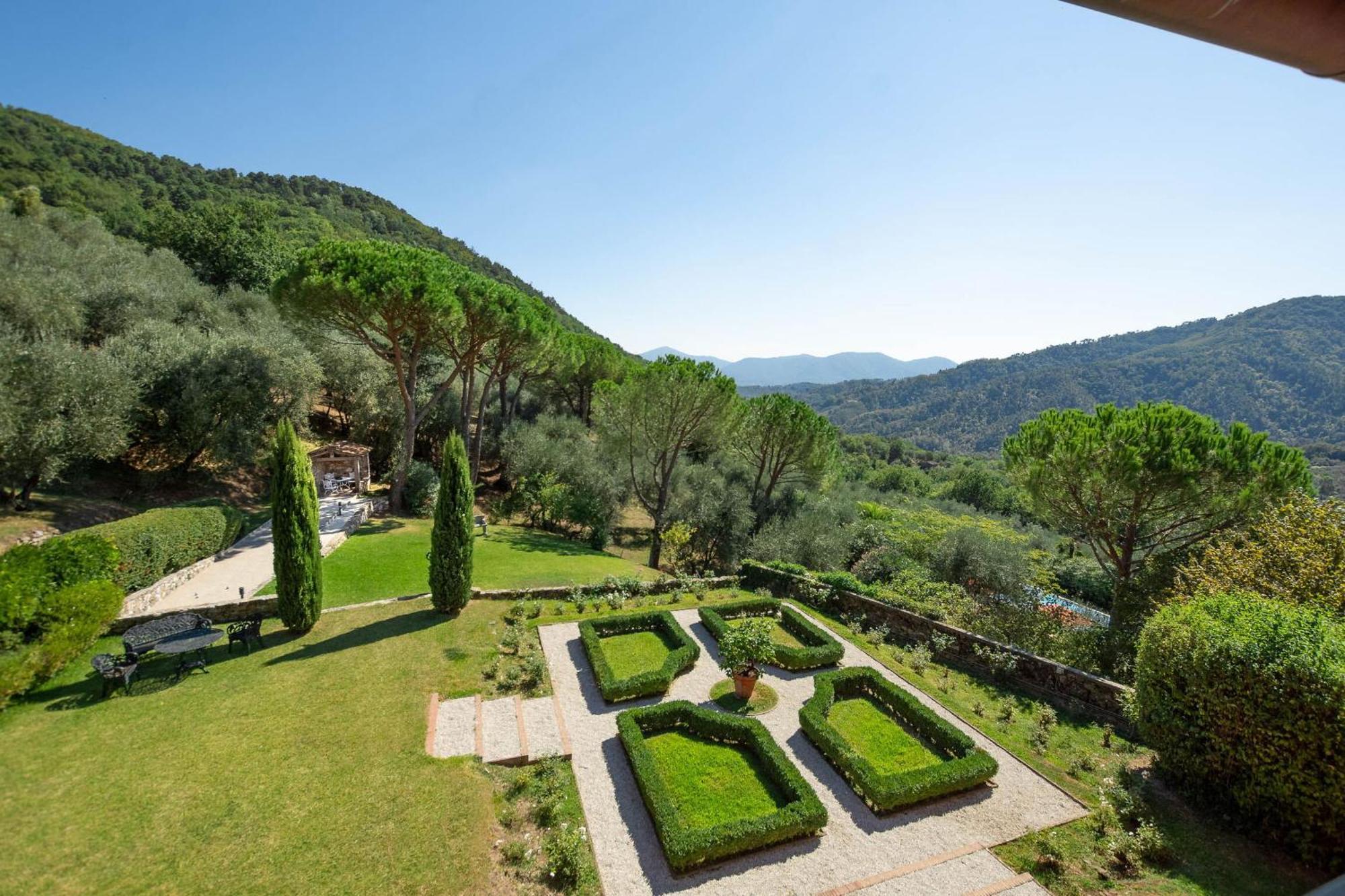 Villa Igea By Salogi Villas Mastiano Bagian luar foto